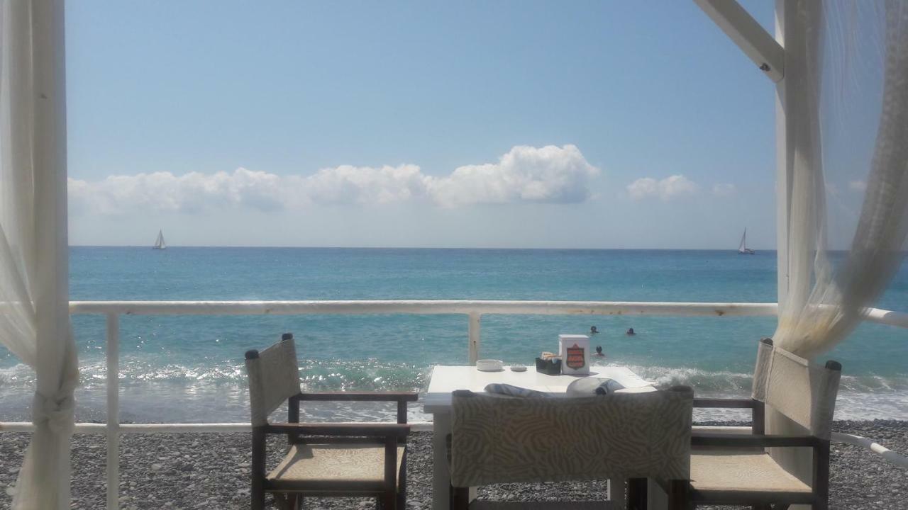 Hotel La Scogliera Bordighera Exterior foto